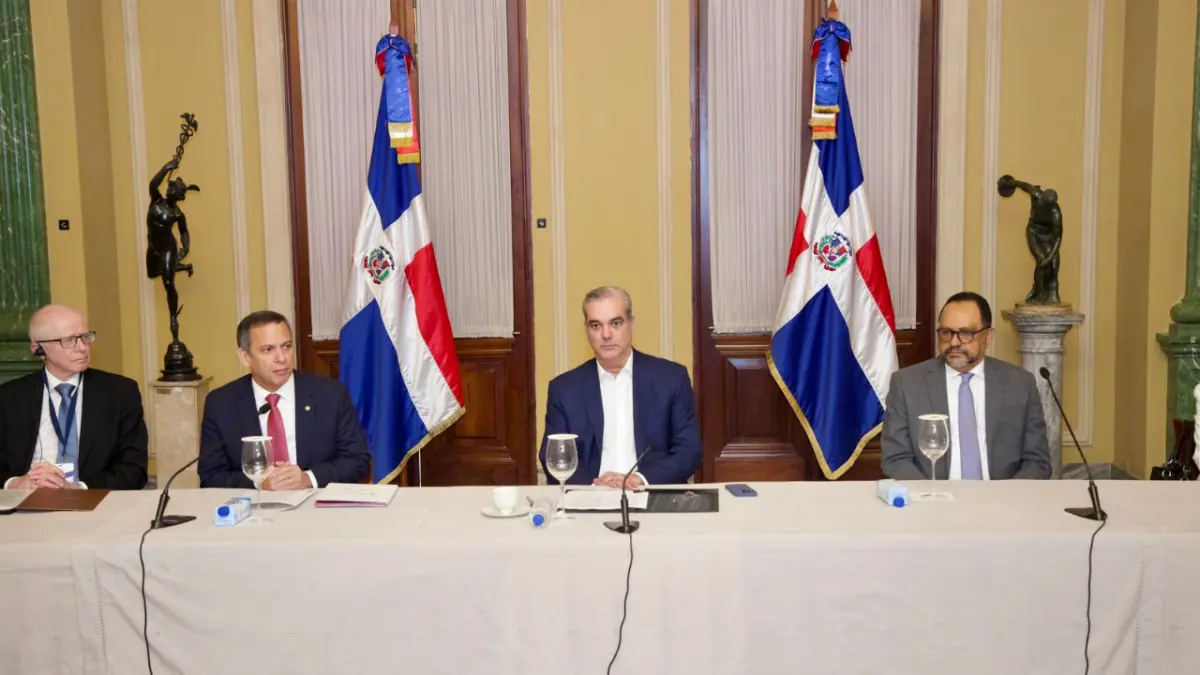 Presidente Abinader encabeza reunión de seguimiento al Plan de Seguridad Ciudadana