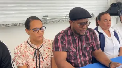 ADP denuncia mala condición de escuelas y exigen destitución de la directora del distrito 07-05