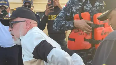 Ángel Martínez exige devolución de sus bienes tras ser llevado al Palacio de Justicia de Ciudad Nueva