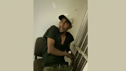 Polic&iacute;a apresa a individuo en flagrante delito en Moca