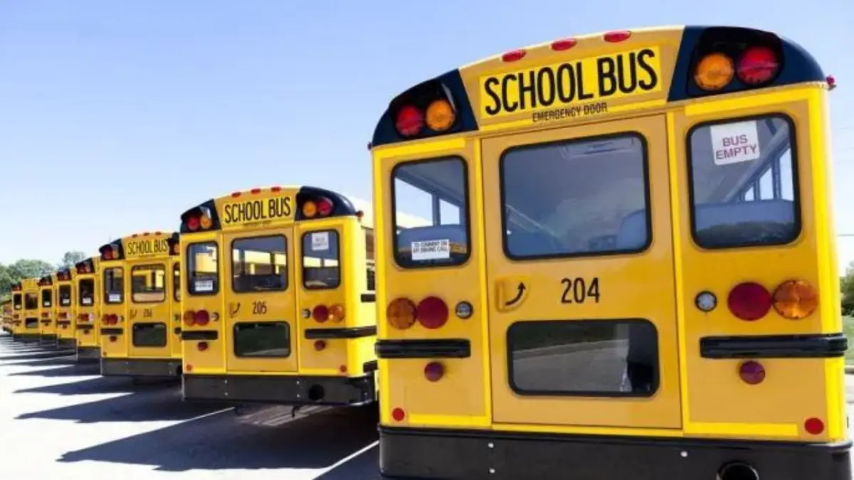 Conductores de autobuses argentinos realizan huelga en reclamo por mejoras salariales