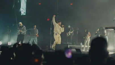 Barak lleva su gira "Dios Fuerte" por EE.UU. en un poderoso recorrido de fe y adoraci&oacute;n