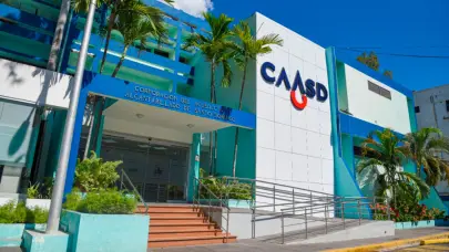 CAASD trabaja en reparación de tubería averiada en el acueducto oriental