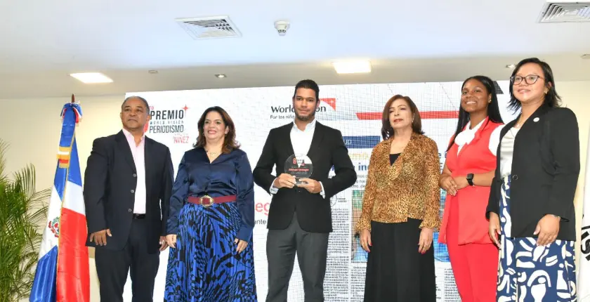 Periodista gana premio de Periodismo por la Niñez World Vision con reportaje sobre autismo