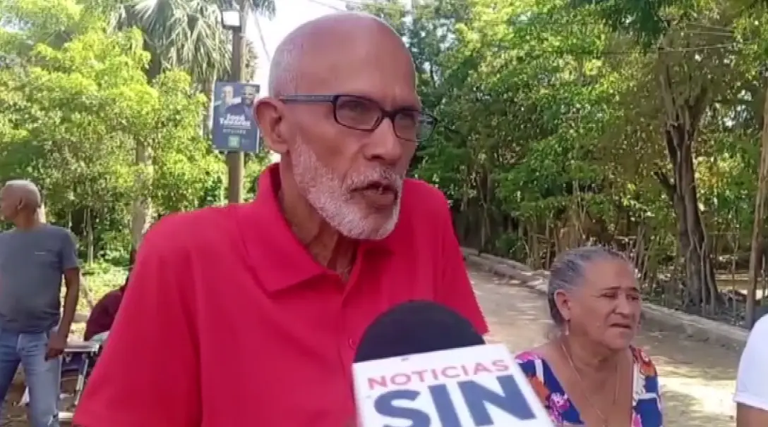 Comunitarios de Arroyo Hondo Abajo exigen reanudación de obras viales paralizadas