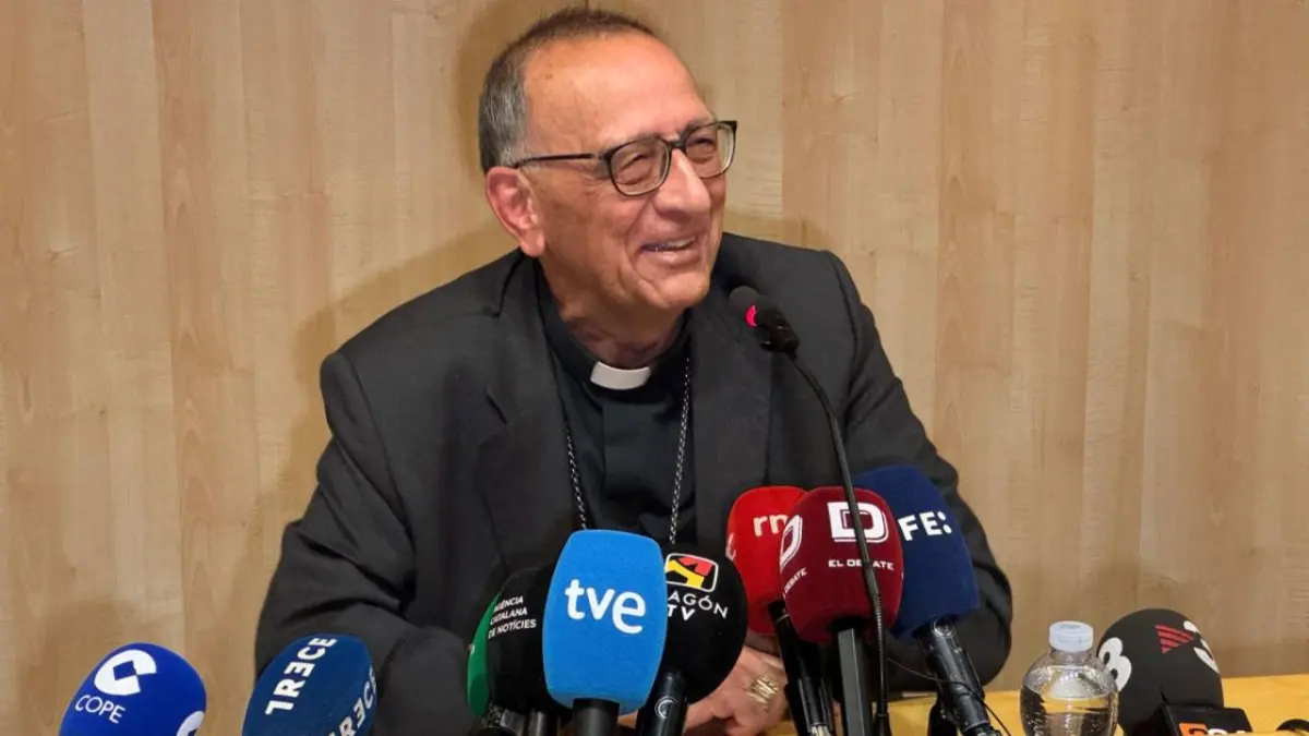 El cardenal Omella cree que León XIV puede servir de puente para la paz en el mundo