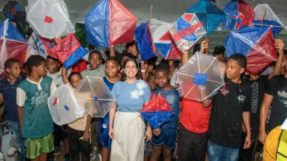 Jornada educativa sobre chichiguas, seguridad y valores con la regidora Shade Medina en Cristo Park