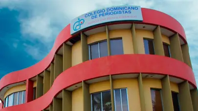 Periodistas marchar&aacute;n hacia el Palacio Nacional en protesta por el maltrato a la prensa