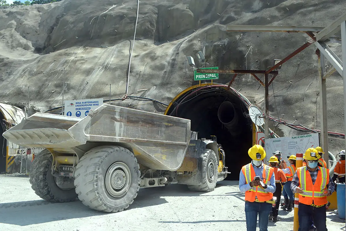 Martín Valerio dice la minería moderna no usa dinamita, sino micro voladuras controladas