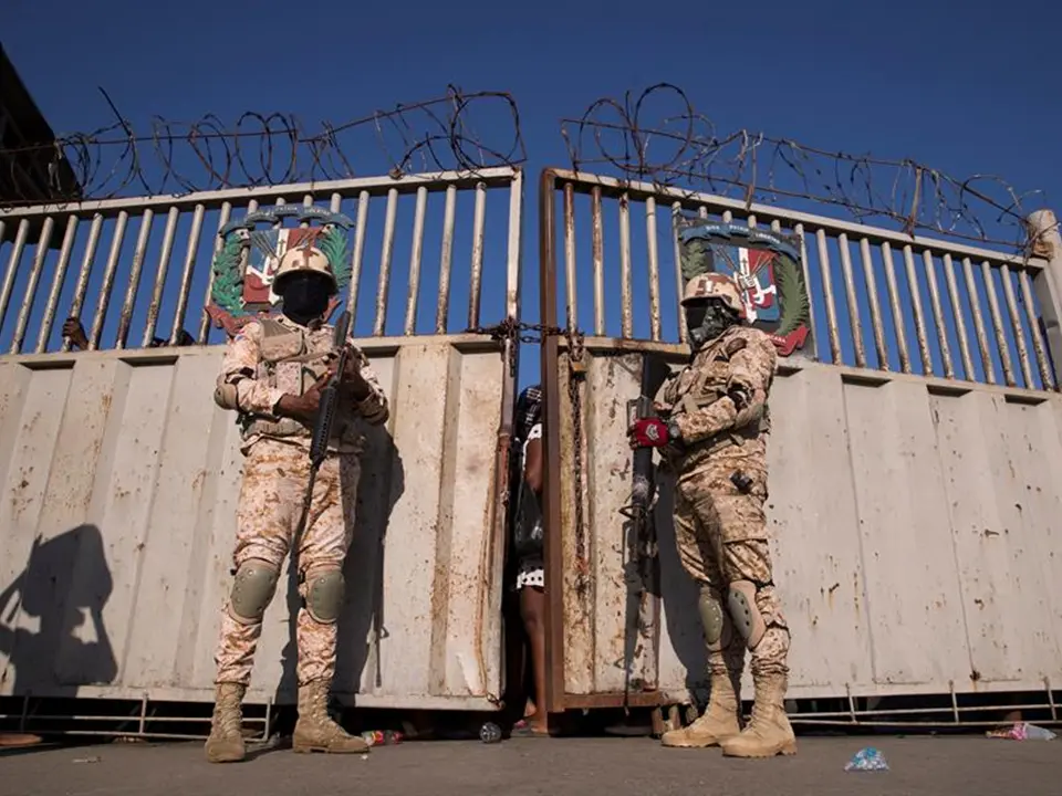 Legisladores confían en que diálogo de Abinader y expresidentes defina rumbo migratorio