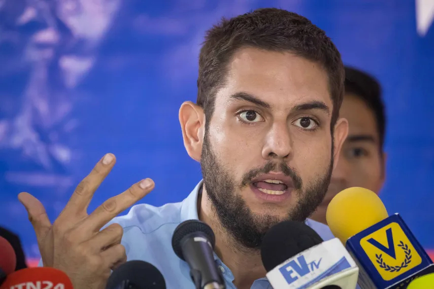 Requesens desafía la abstención y confirma su candidatura en Miranda