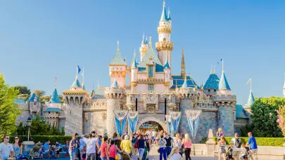 Disneyland arranca las celebraciones de su 70 aniversario con una mirada nostálgica