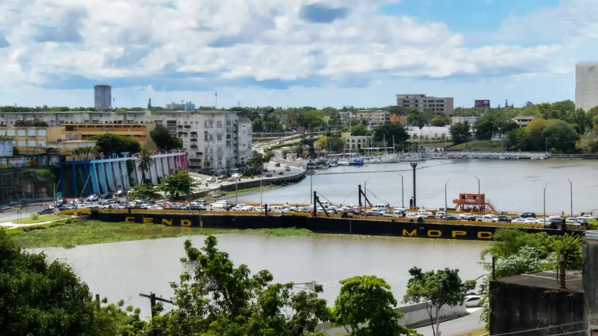 Puente Flotante será cerrado por dos horas este domingo debido al paso de embarcaciones