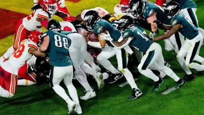 Los campeones Eagles consiguen que el tush push no sea prohibido en la NFL