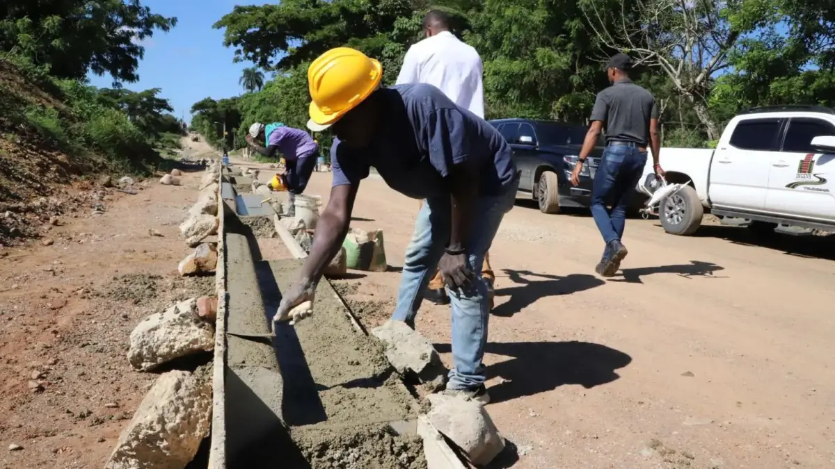 Egehid refuerza compromiso social con comunidades donde operan hidroeléctricas con 22 nuevas obras en la Sierra de Santiago