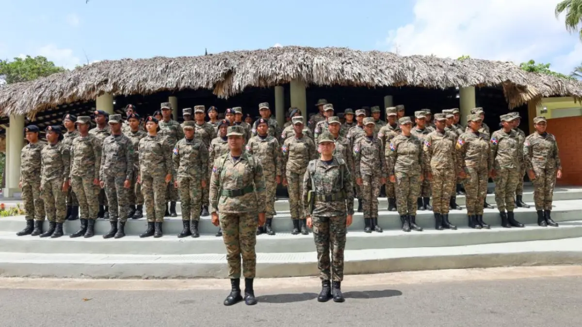Ejército Sur EE.UU. entrena soldados ERD en manejo de traumas posteriores a labores de rescate