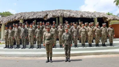 Ej&eacute;rcito Sur EE.UU. entrena soldados ERD en manejo de traumas posteriores a labores de rescate