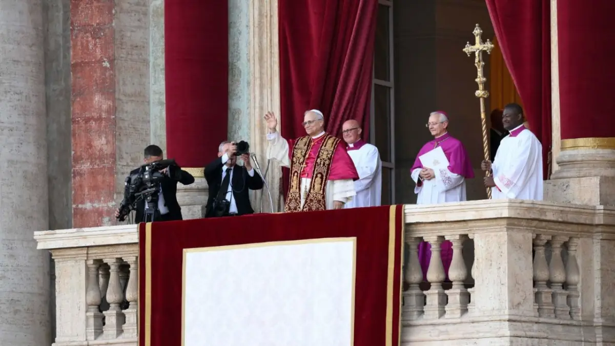 Episcopado y personalidades dominicanas reaccionan con esperanza a elección del papa