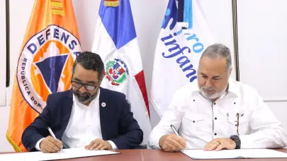 Defensa Civil y Proinfancia firman acuerdo de cooperación de cara a la Temporada Ciclónica 2025
