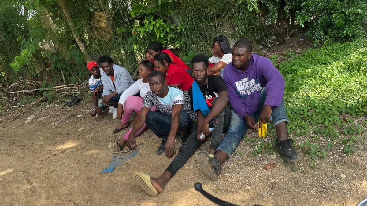 Interceptan 29 haitianos indocumentados en Elías Piña y Montecristi