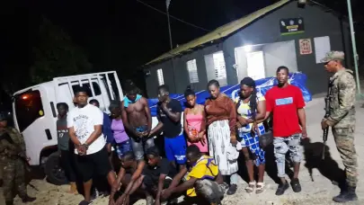 Apresan camionero escondía inmigrantes haitianos ilegales en San Juan de la Maguana