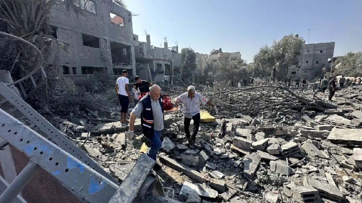 Israel dice haber bombardeado una oficina que se usaba para financiar a Hamás en Gaza