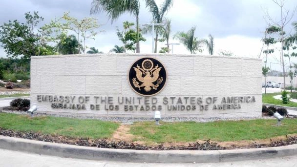 Embajada de EE. UU. emite alerta por manifestación este viernes en Santo Domingo