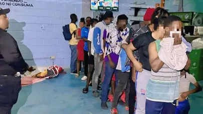 Gobierno de Trump busca expulsar a inmigrantes con antecedentes penales a Ruanda y Libia