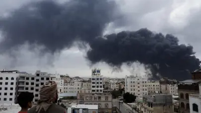 Israel bombardea el aeropuerto de San&aacute;, la capital del Yemen, tras ordenar su evacuaci&oacute;n