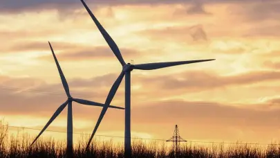 La OEI impulsa una transición energética más verde y social en Europa y Latinoamérica