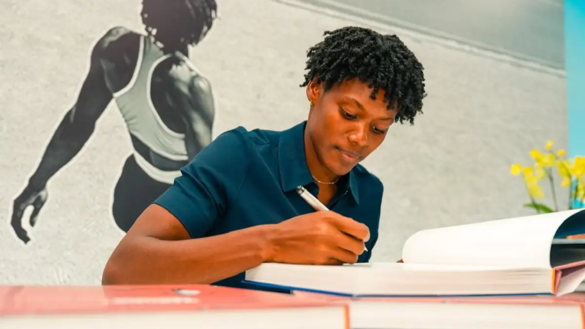 La historia de Marileidy Paulino llega con el libro “Camino al sueño olímpico” del Popular