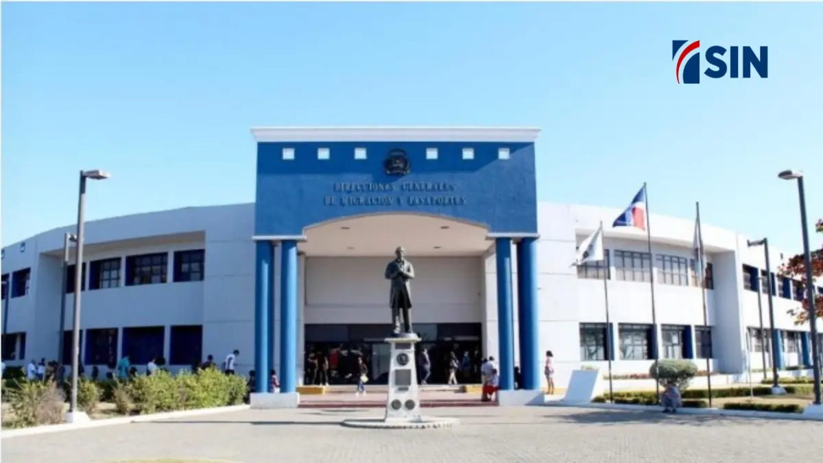 DGM investigará incidente en que golpearon un agente migratorio y un haitiano indocumentado