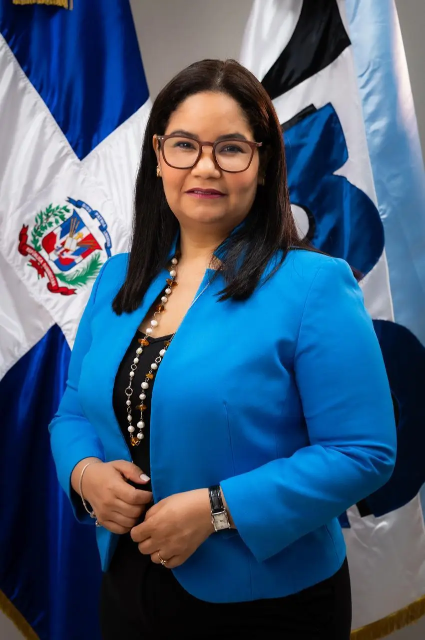 Abinader designa a Mildred Gabriela Martínez Mejía como nueva directora de la ONE