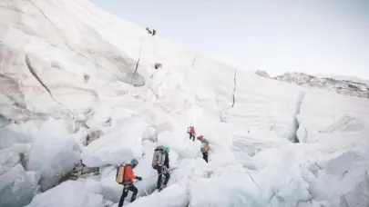 Fallece un escalador filipino en nueva temporada de clima adverso en el Everest
