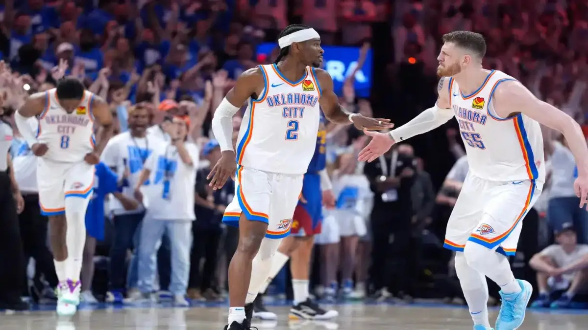 Alexander y el Thunder arrancan bien las finales del Oeste