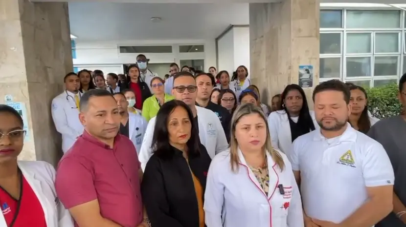 Médicos inician paro de 48 horas en hospitales de la provincia Duarte