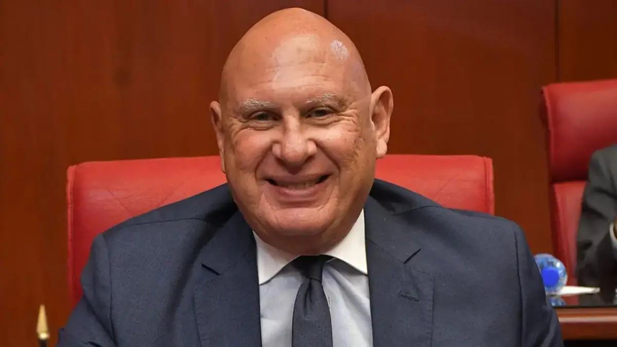 Hackean el WhatsApp del senador Pedro Catrain y advierten sobre posibles estafas