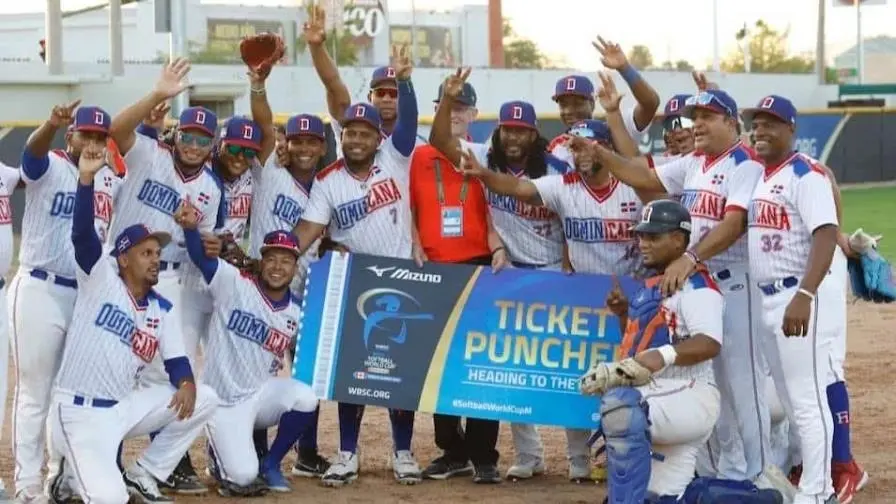 RD presenta la preselección que competirá Copa Mundial de Softbol