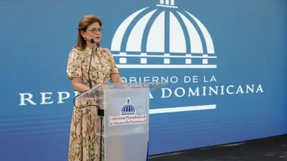 Vicepresidenta Raquel Peña inaugura obras de revalorización en el Centro Histórico de Santiago