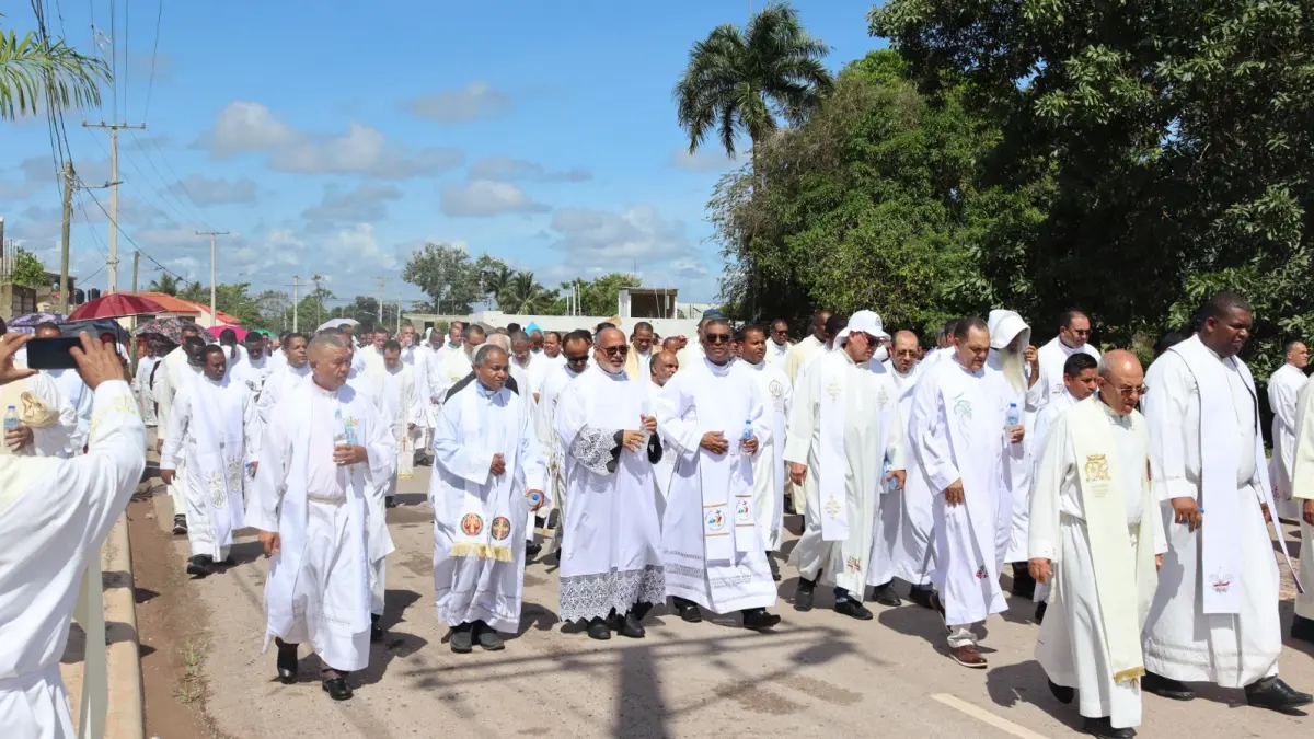 Cientos de sacerdotes celebran Jubileo Nacional del Clero