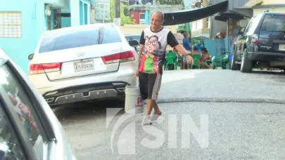 Residentes de Las Palmas de Herrera claman por agua tras dos meses de crisis