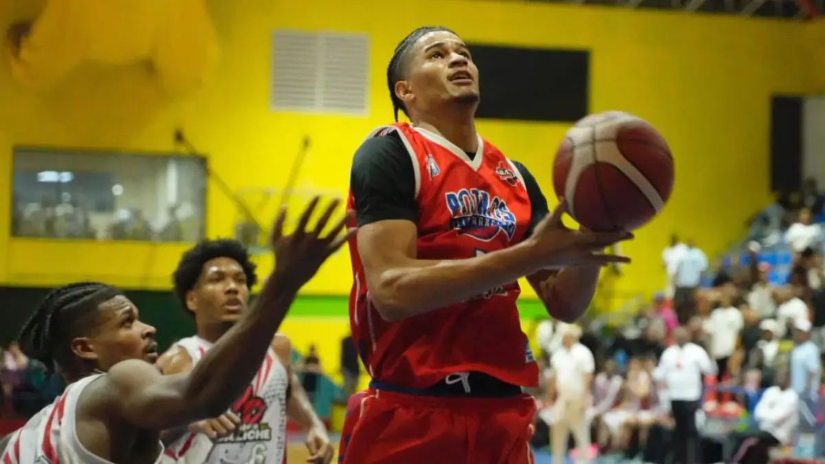 Villa Francisca consigue boleto a la serie final en torneo baloncesto de Segunda División DN