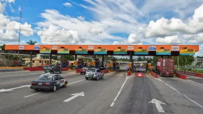 Paro de labores en demanda de eliminar doble peaje