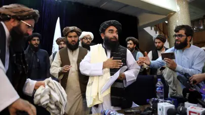 Los talibanes exigen a los medios borrar de Youtube videos previos a su llegada al poder