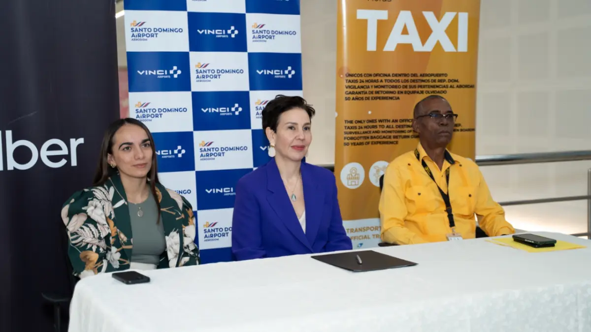 Uber se alía con AERODOM y Sichala para mejorar movilidad en el AILA