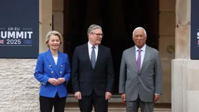 La UE y el Reino Unido alcanzan un acuerdo para estrechar su relaci&oacute;n tras el Brexit