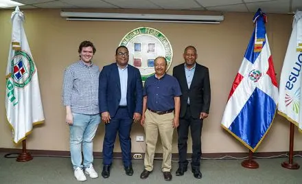 UNPHU y REFIDOMSA realizan seminario sobre geología del petróleo y transición energética en RD