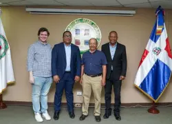 UNPHU y REFIDOMSA realizan seminario sobre geología del petróleo y transición energética en RD