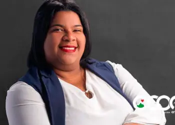 Viryi Baldera: “La maternidad no es como la pintan; saca tu versión más vulnerable y desnuda tu verdadera fortaleza”