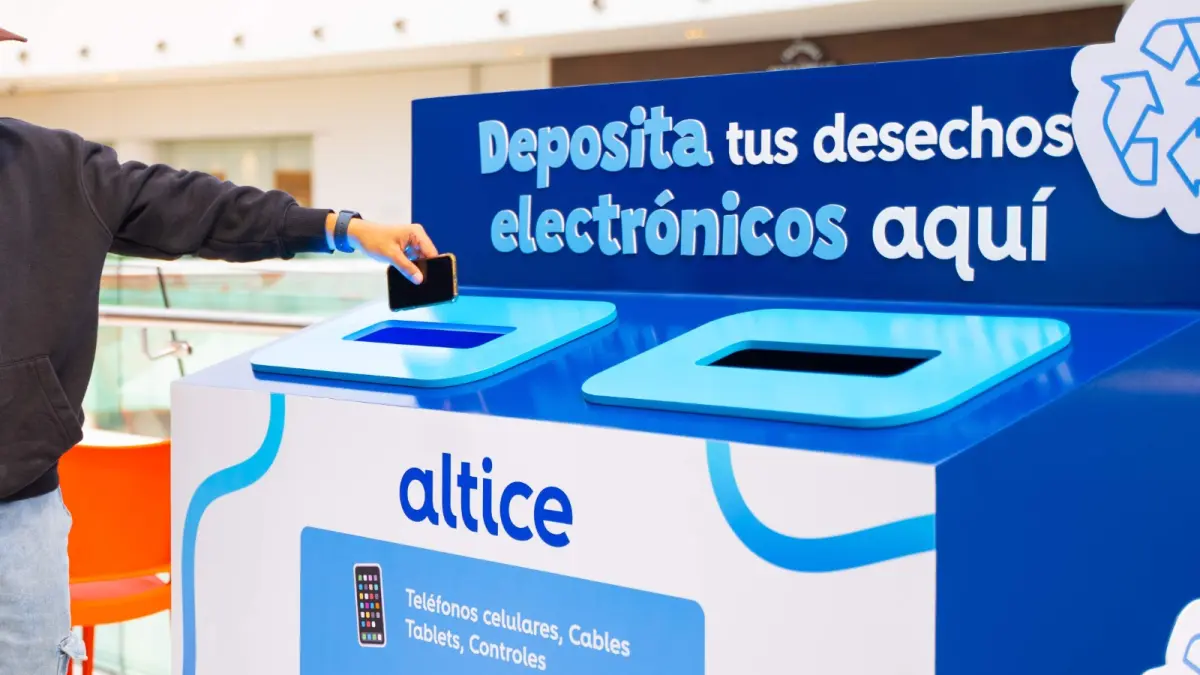 Altice amplía su red de recolección de desechos electrónicos en Ágora Mall